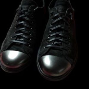 Authentic Prada sneakers. Size 9,5 fits 10-10.5